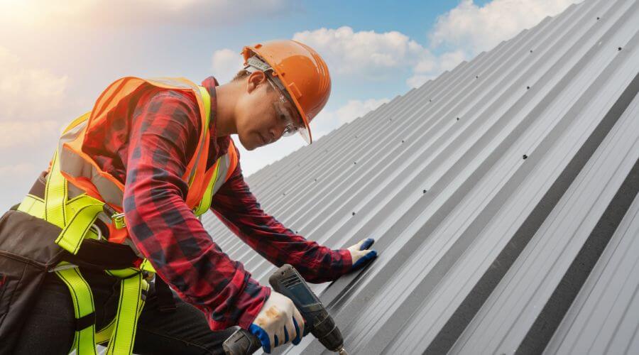 Professional Emergency Roof Repairs services in Webbers Falls, OK